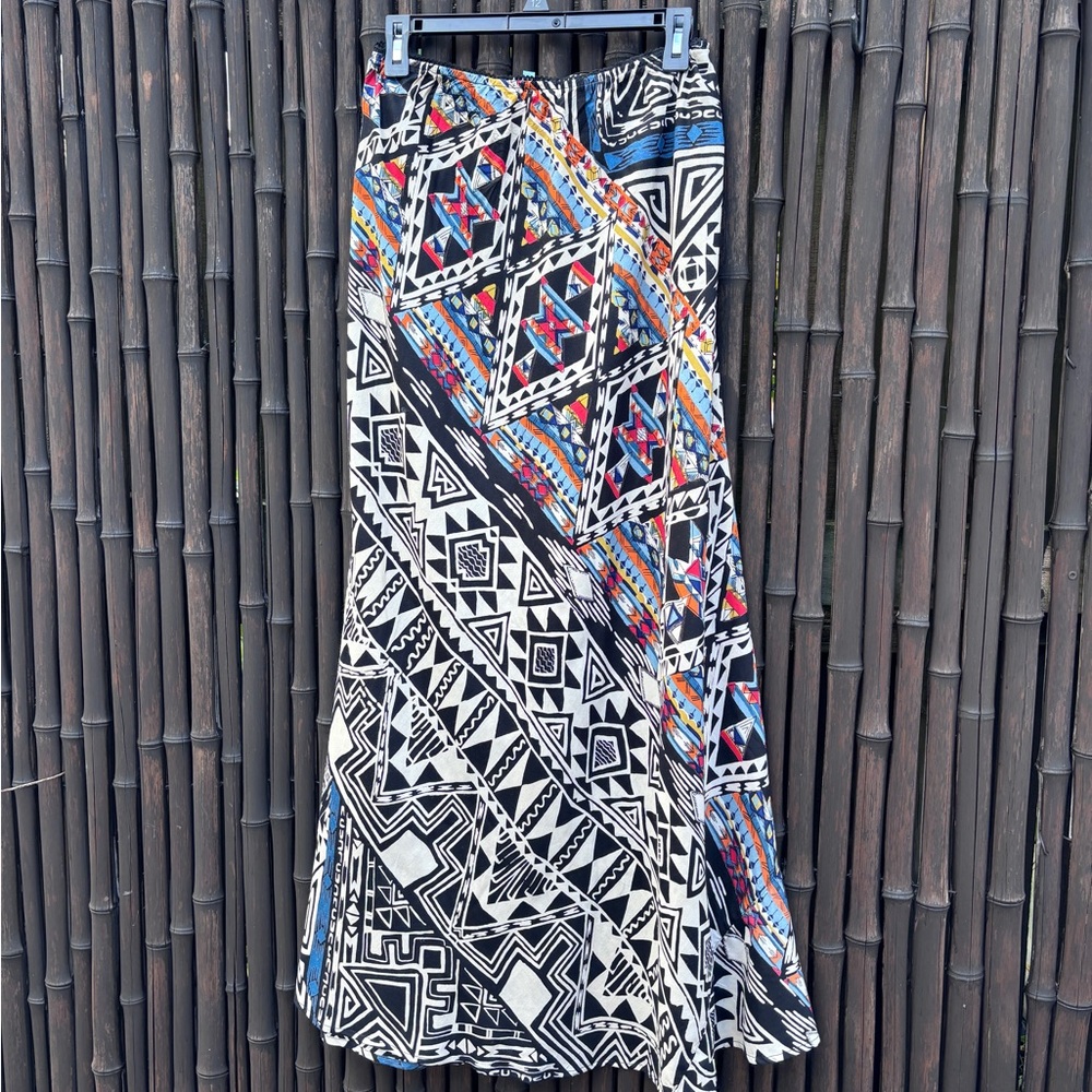 Nostalgia cotton maxi skirt. Multi color print. Size L
